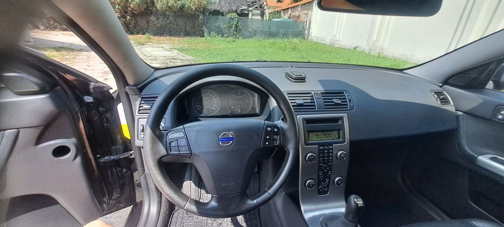Volvo v50 2.0d 136km