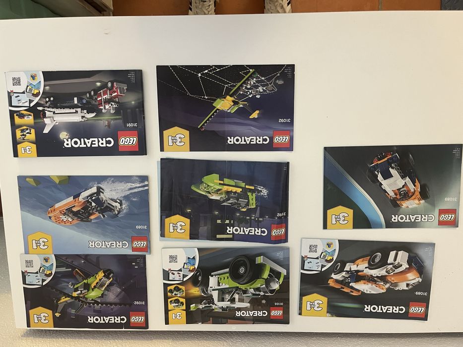 Legos usados com instrucoes