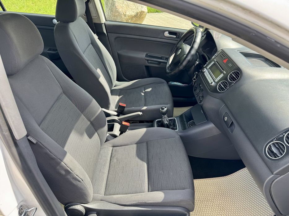 Продам Golf 5 plus