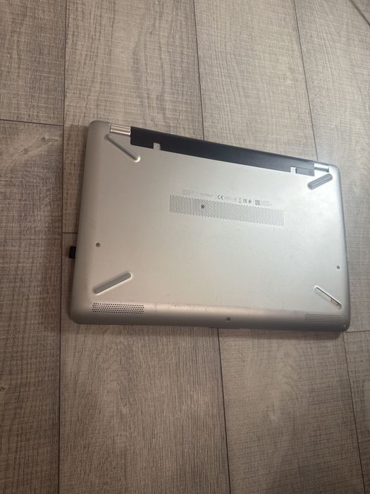 Ноутбук HP 15-bw635ur