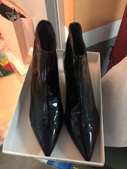 Botas Schutz verniz pretas cano curto salto medio! A estrear! Novo!