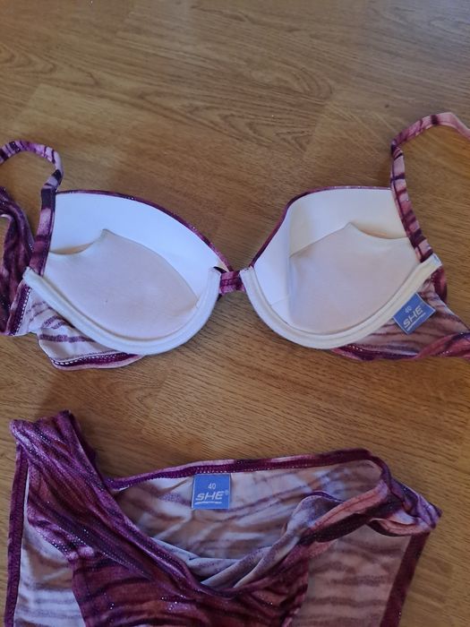 Strój kąpielowy she