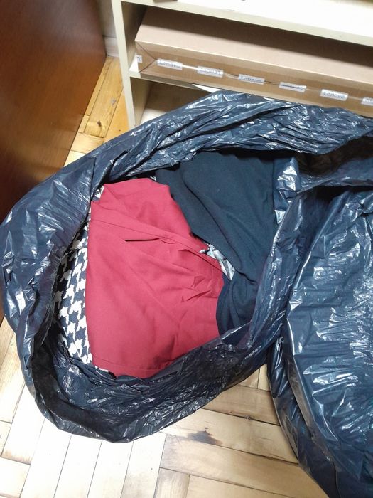 Отдам бесплатно вещи