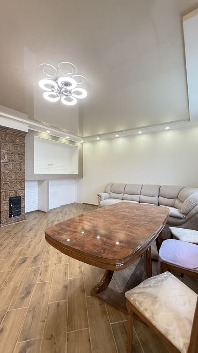 Таун з ремонтом та меблями, без комісії! Топ локація, поруч ВСЕ!