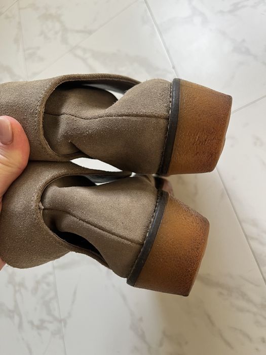 Ботинки Zara жіночі