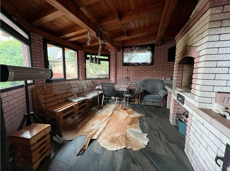 Продаж Триповерхового будинка. Вишневе.