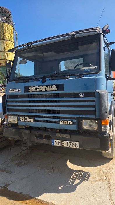 Scania P93 MK 6X4 L  NA SPRZEDAŻ: Betonomieszarka SCANIA P93 6x4 (1993 r.)