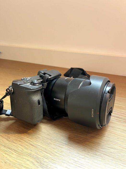 Sony A6600 com acessórios