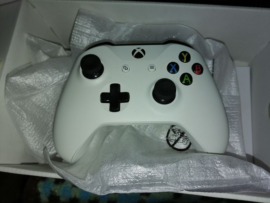 XBOX One S 1TB Microsoft