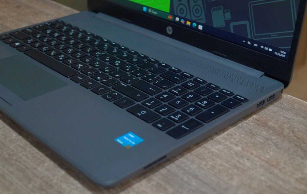 ГАРАНТІЯ HP (FullHD/Pentium Gold 7505/RAM 8ГБ DDR4/SSD 128ГБ)TVOYO