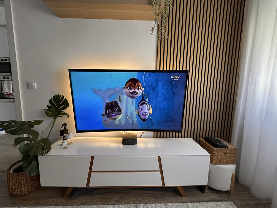 Televisão Samsung UE55JU7500TXXC ecrâ curvo