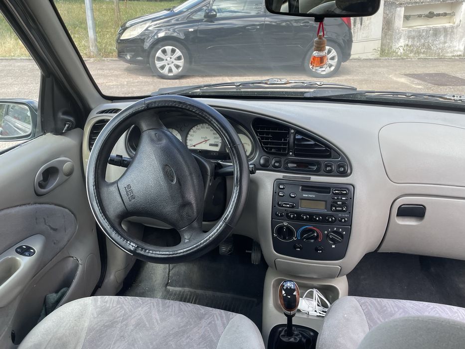 Ford fiesta 1.2 gasolina