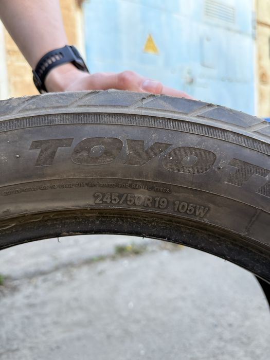 Всесезонні шини 2шт 245/50 R19 105W Toyo Tires