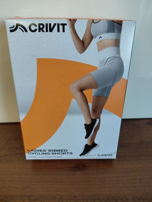 Crivit super szare legginsy getry szorty bezszwowe L 44/46