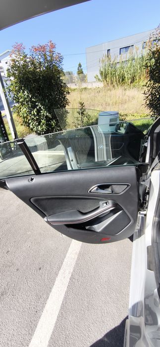Mercedes Cla 180d Shotingbrake AMG LINE