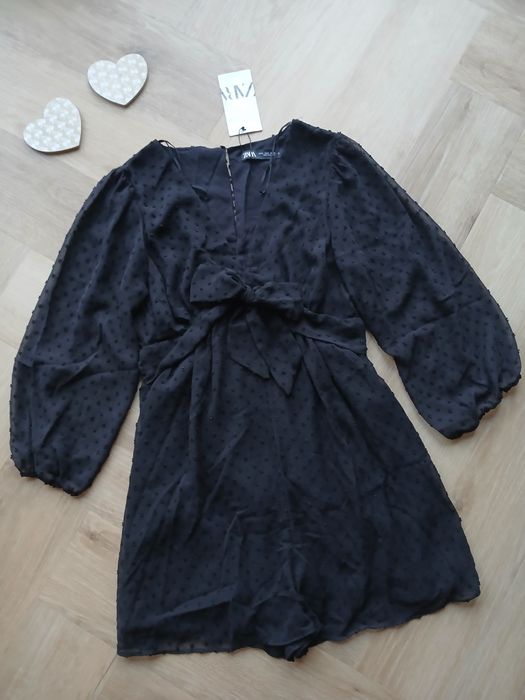 Czarny efektowny krótki kombinezon głęboki dekolt Zara M / 38