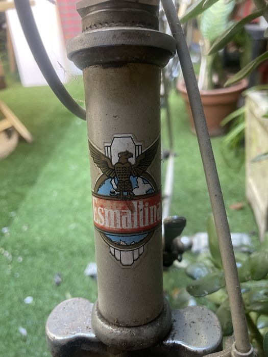 Bicicleta de ciclismo de criança