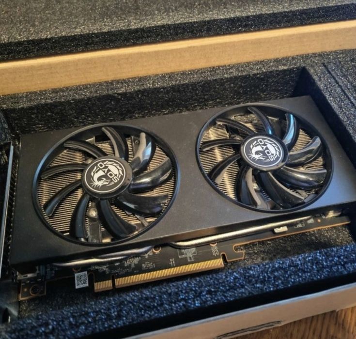 Топовая игровая видеокарта SOYO AMD RADEON RX5700XT 8Gb GDDR6 256bit