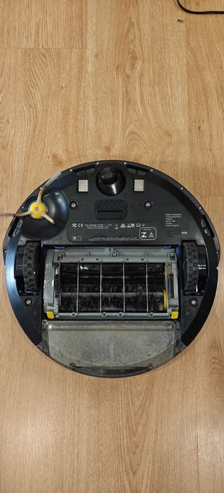Aspirador Robô iRobot Roomba 616
