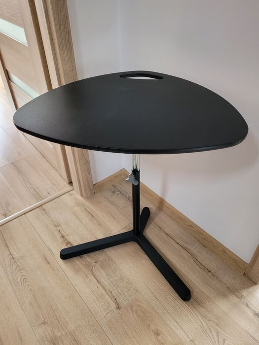 Stolik do laptopa Ikea