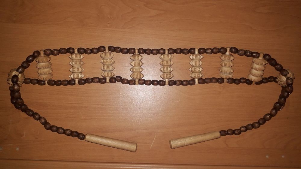 Электромассажер Бодрость и роликовый деревянный массажер.