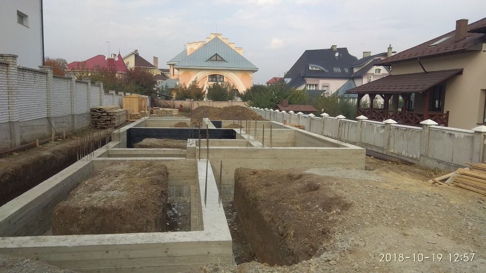 Фундаментные работы. Заливка фундаментов по Черновцам и области