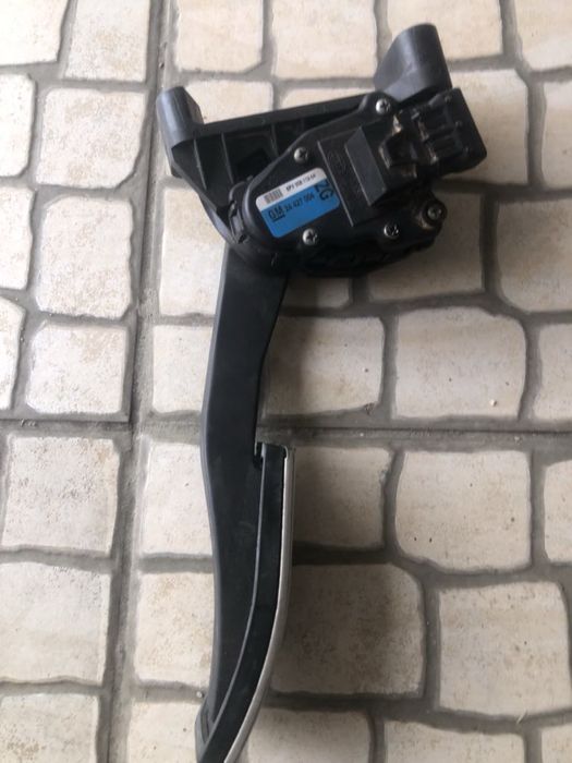 Pedal opel astra h