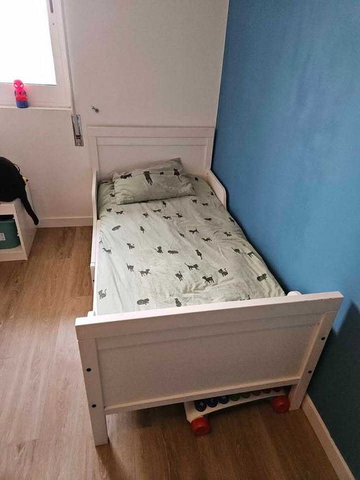 Cama extensível IKEA SUNDVIK + colchão NATTSMYG