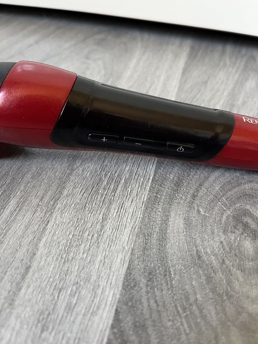 Конусна плойка Remington Silk