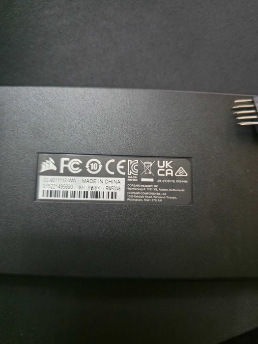Вентилятори Corsair LL120 RGB White 120mm 4шт + Сorsair Icue Commander Core XT rgb hub контролер вентиляторів
