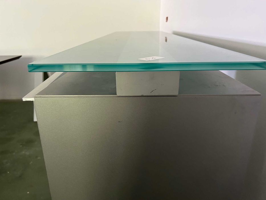 Szafka ze szklanym blatem WALTER KNOLL