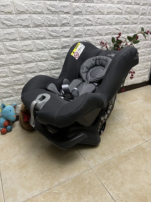 Автокрісло Britax Romer First Class Plus Група 0+/1 (0-18кг)