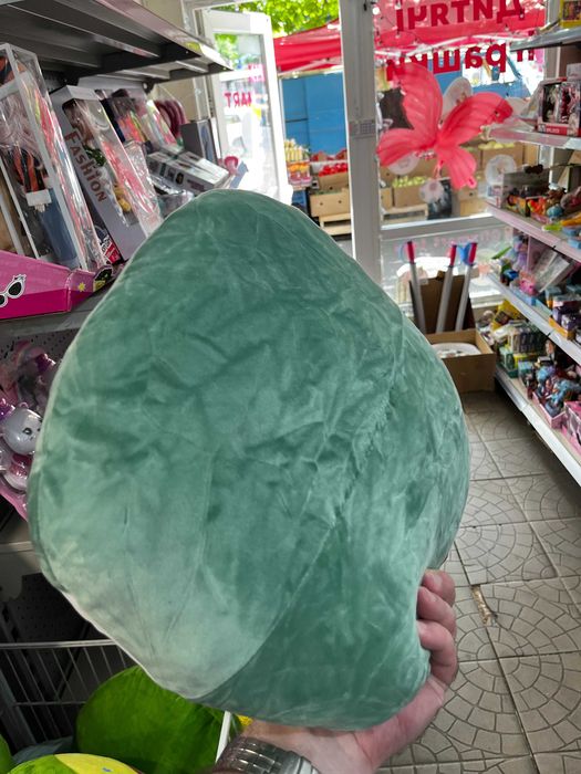 Іграшки м'які авокадо та пингвін