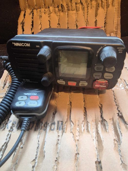 radio morskie dsc UKF NAVICOM RT-550