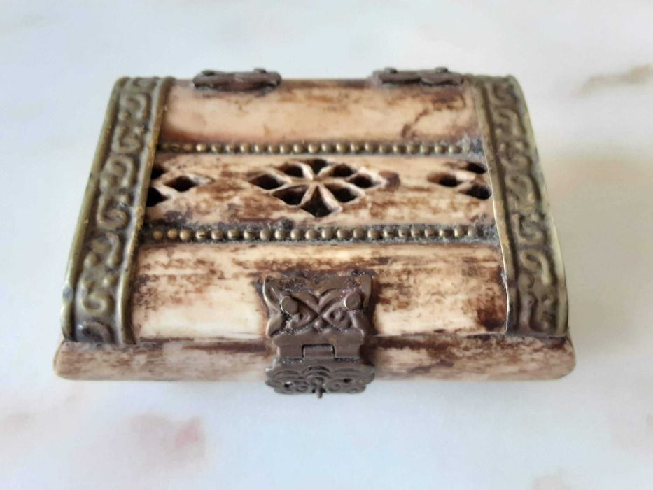 Caixa em osso, nunca usada64584837456642123