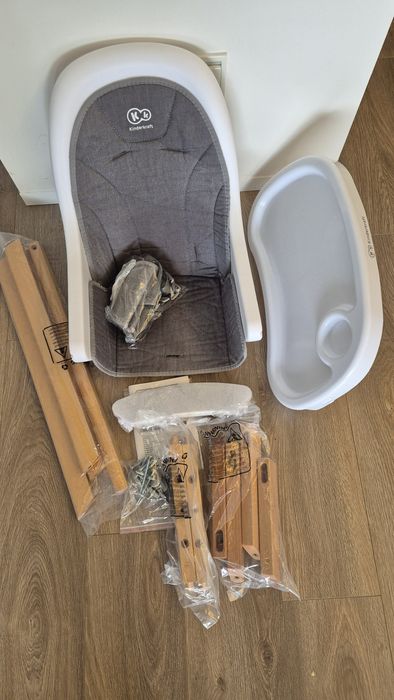 Cadeira de refeição Kinderkraft Tixi