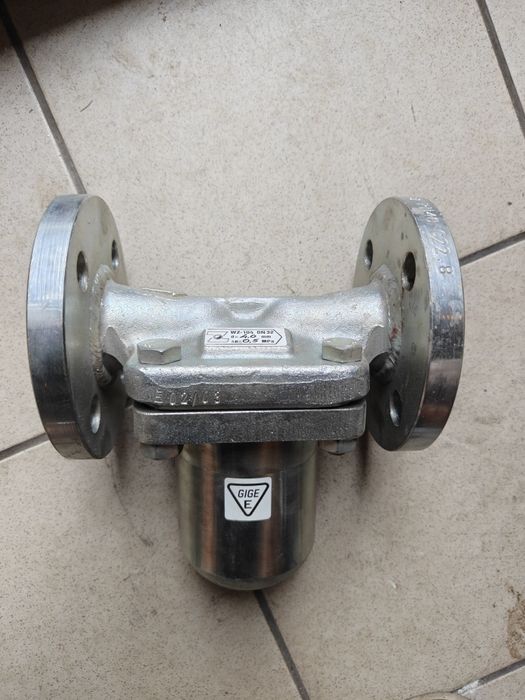 Odwadniacz dzwonowy wz-104 dn32