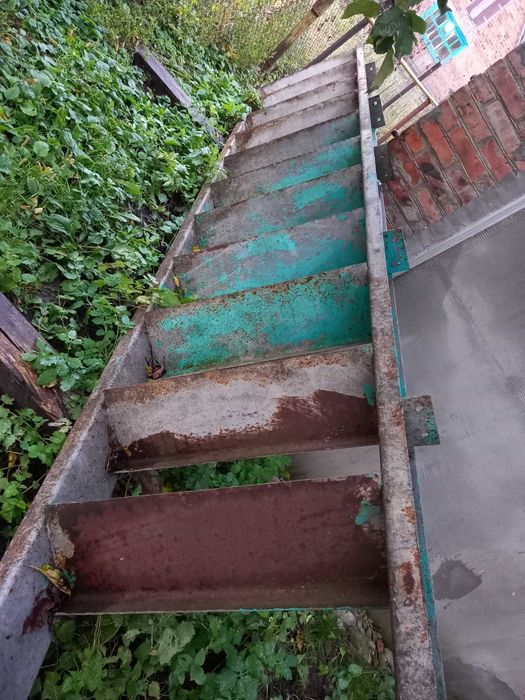 Металевий марш/ металеві сходи