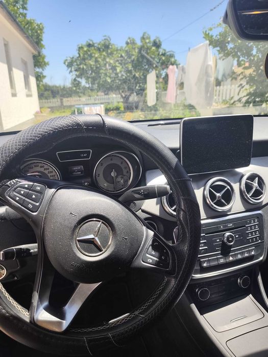 Mercedes-Benz Cla 220