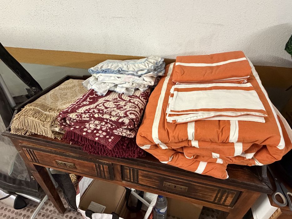 Conjunto 3 colchas e 1 edredon