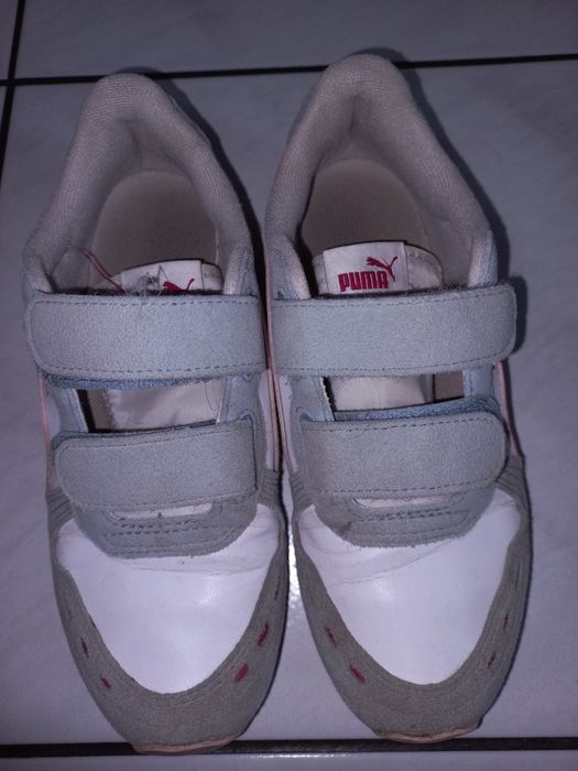 Buty Puma dla dziewczynki 33