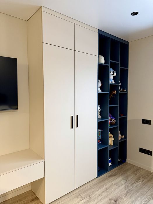 Новий будинок з дизайнерським ремонтом | ВСІ КОМУНІКАЦІЇ