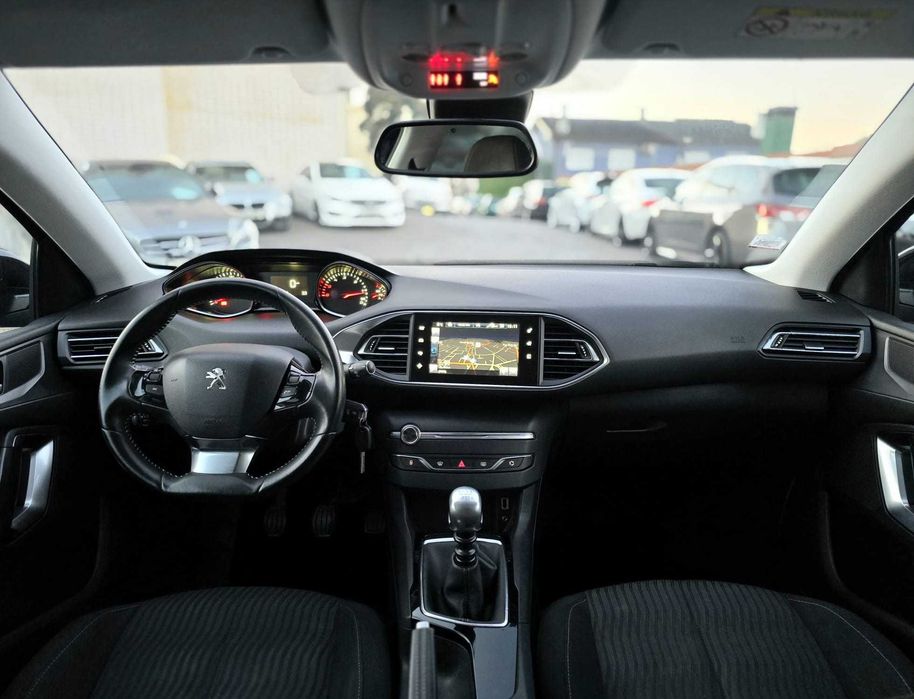 PEUGEOT 308 1.6HDI 115CV "LOOK GTI"  NACIONAL