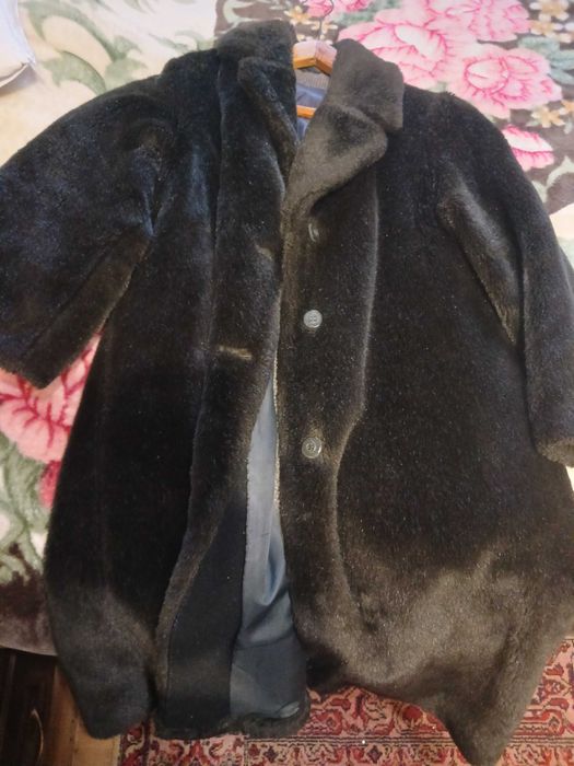 Продам куртки, шубы, дубленки, костюмы.