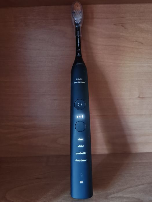 Philips Sonicare DiamondClean 9000 - нова електрична зубна щітка