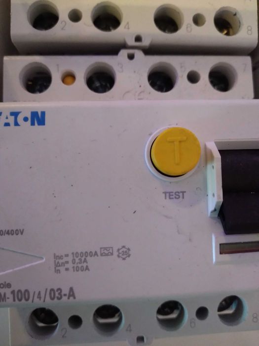 Wyłączniki różnicowo-prądowe