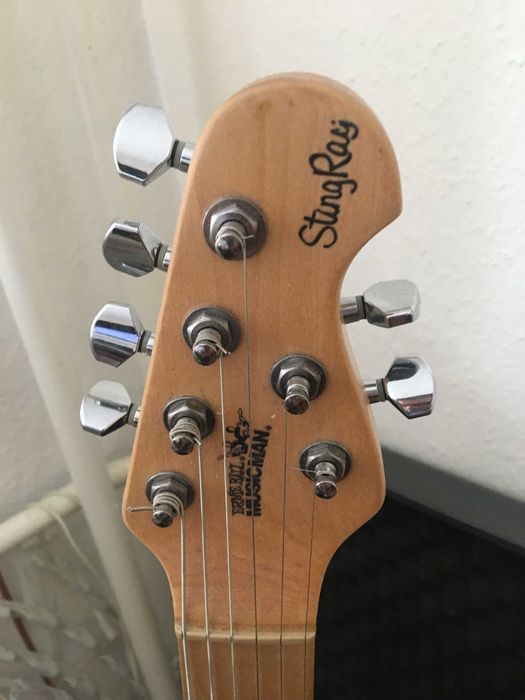 Gitara elektryczna Sterling