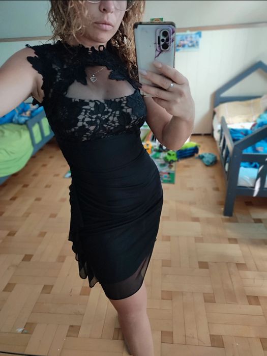 Sukienka S czarna