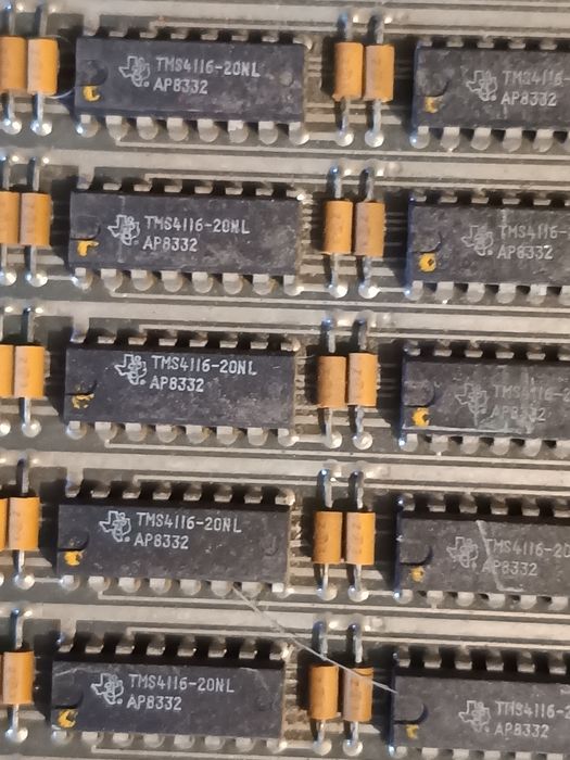 Płyty elektroniczne