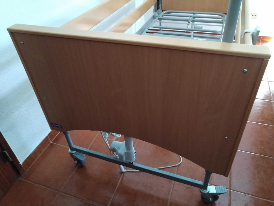 Cama Articulada Elétrica Invacare Medley Ergo